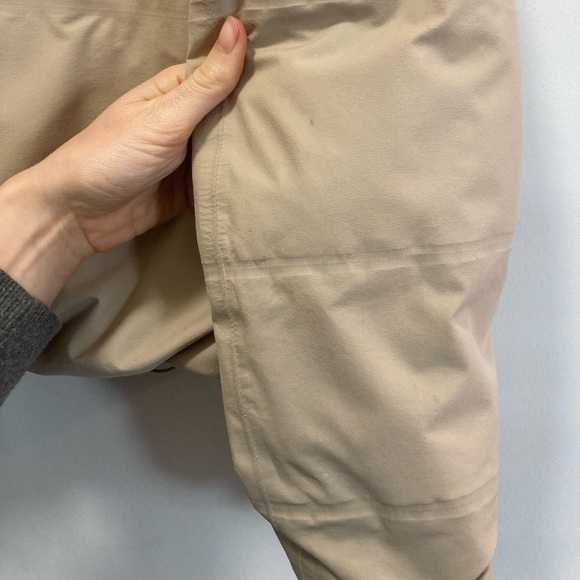 Lululemon Slush Hour Hooded Jacket in Trench - Picture 6 of 16